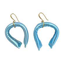 Load image into Gallery viewer, earrings-blue
